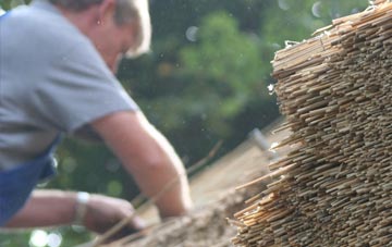 professional Cumbers Bank thatchers